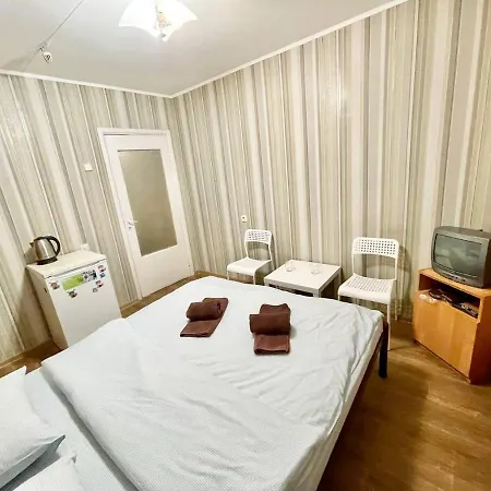 Hotel Готель Сатурн 2*