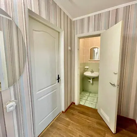 Hotel Готель Сатурн 2*