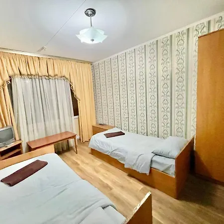 Hotel Готель Сатурн