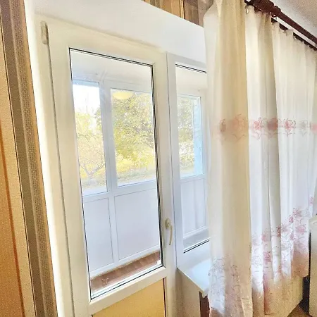 מלון Готель Сатурн 2*